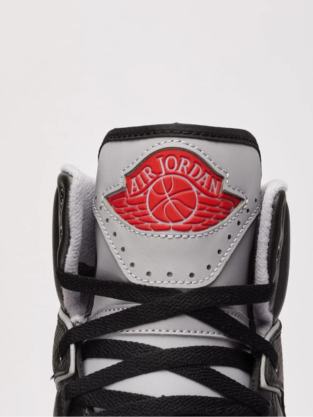Nike Air Jordan Kids 2 Retro GS Black/Cement Grey/Red DQ8562-001 Sneakers/ 4.5Y
